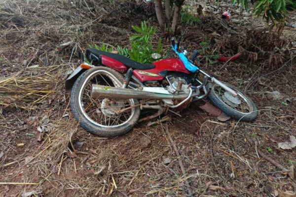 traseira de motocicleta