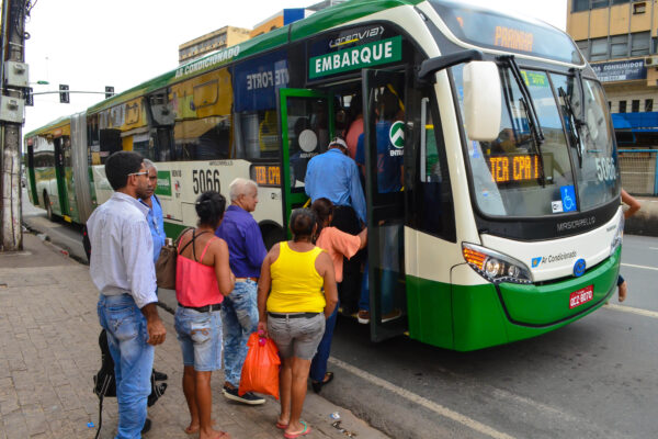 ônibus cuiabá passageiros