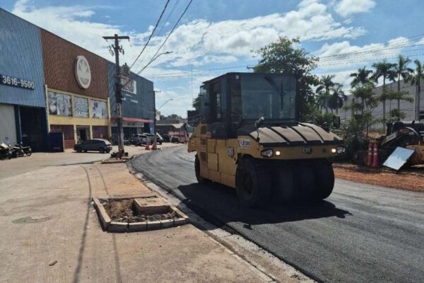 Trechos da Avenida da Prainha